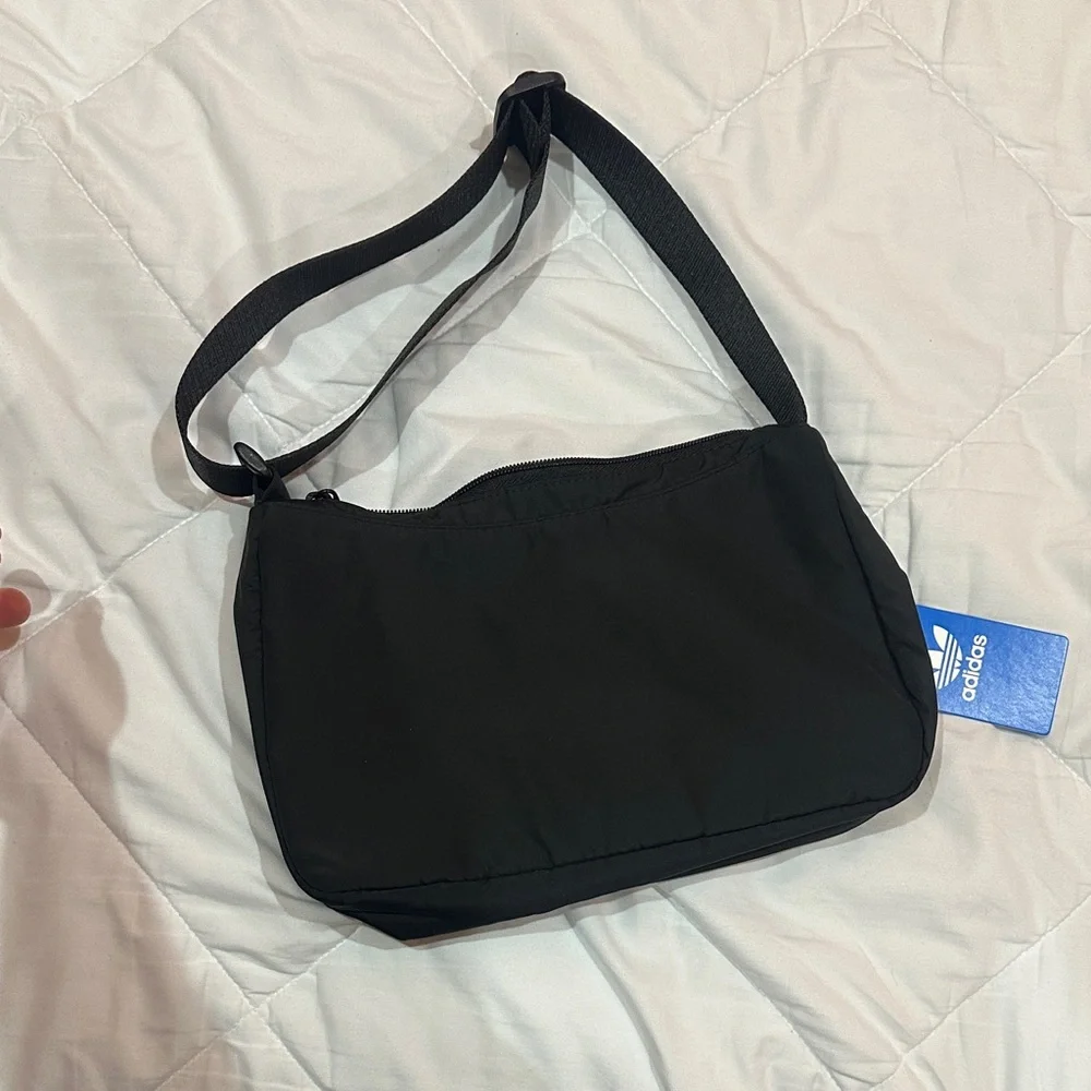 NEW Adidas Black Crossbody Bag - Picture 7 of 8